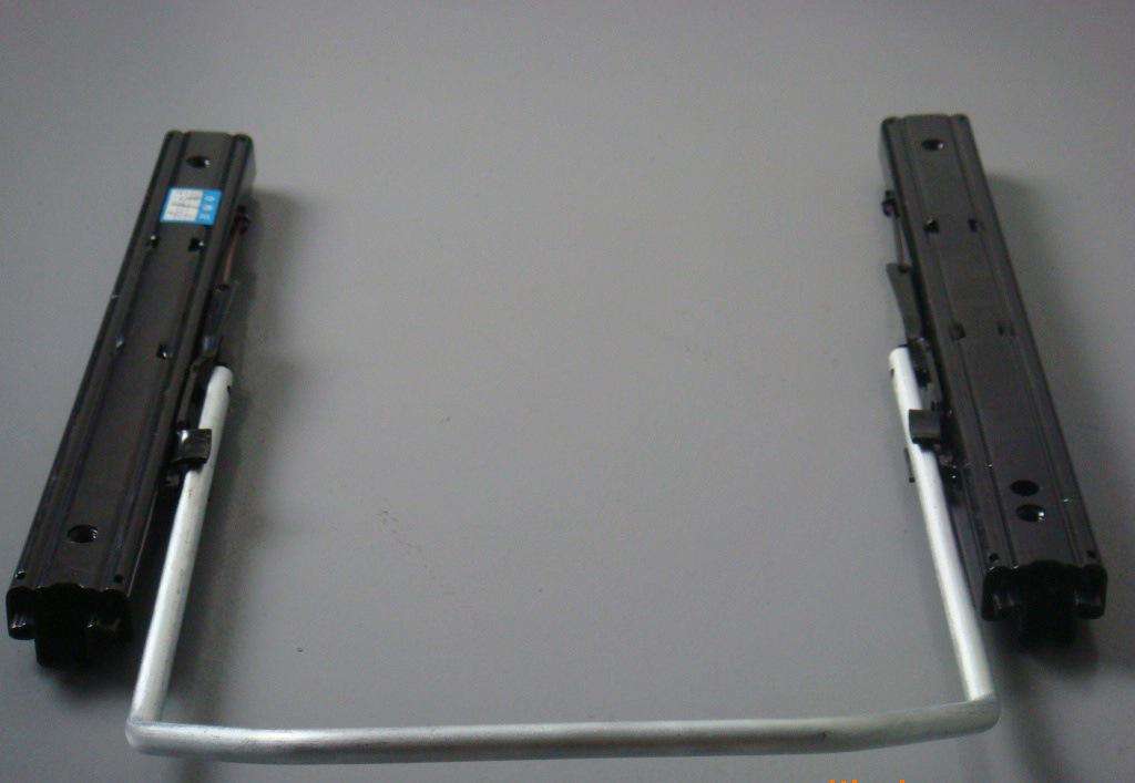 汽車滑軌 汽車滑軌